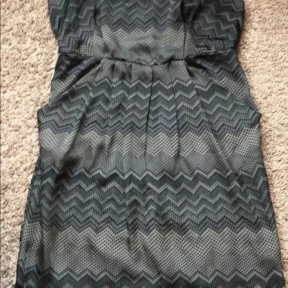 Chevron Pocket Dress - Picture 2 of 3